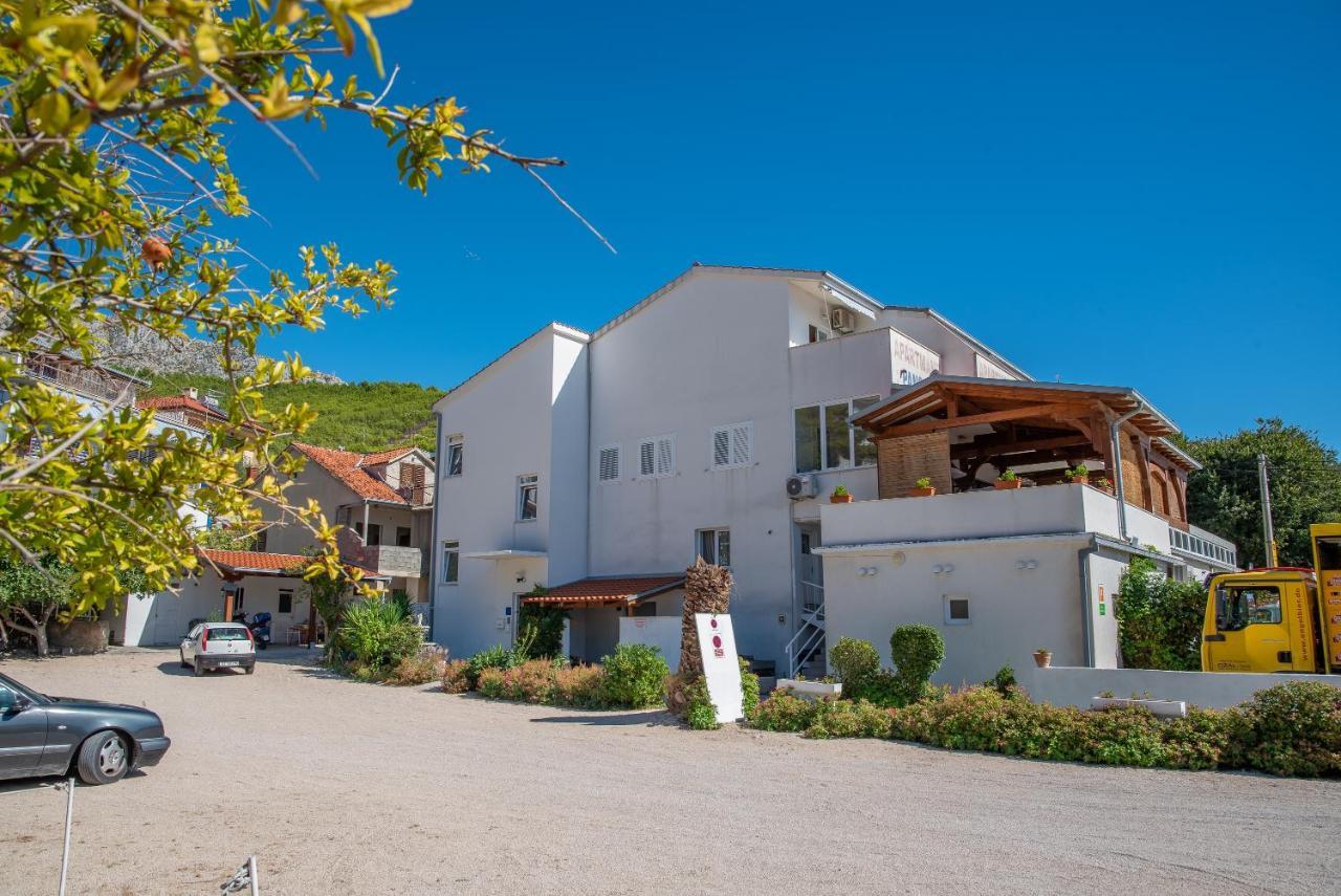 Apartments By The Sea Sumpetar, Omis - 2808 エクステリア 写真