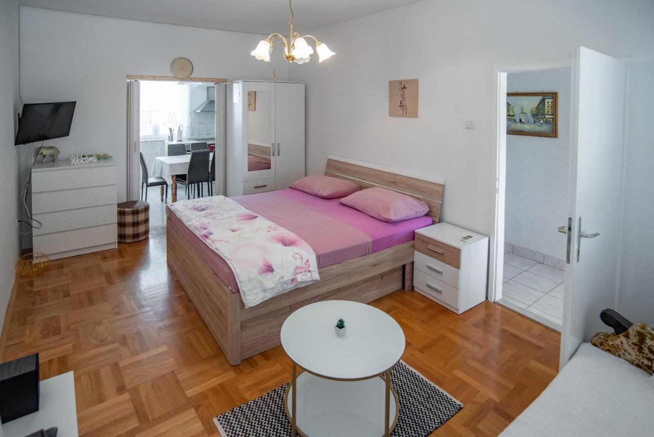 Apartments By The Sea Sumpetar, Omis - 2808 エクステリア 写真